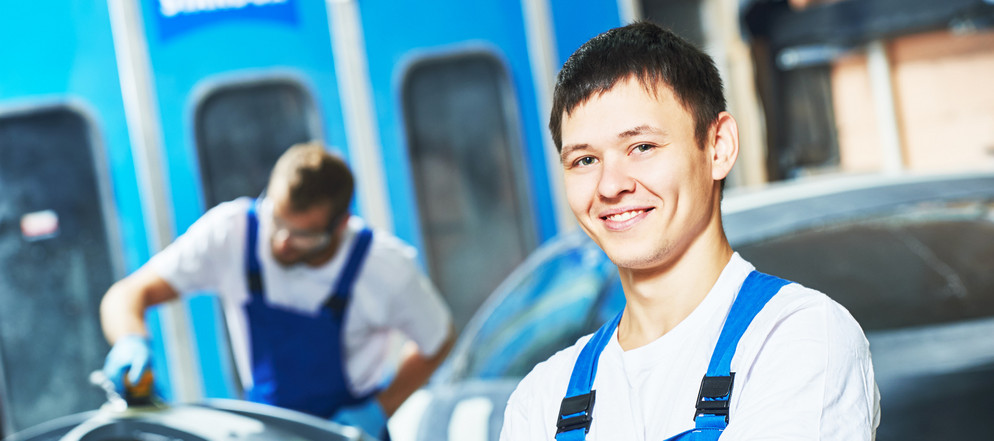 Ausbildung zum Karosseriemechaniker